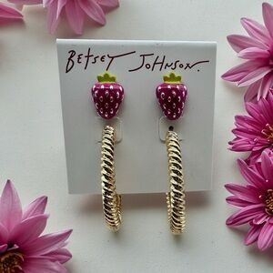 Betsey Johnson 2 Pair Earring Set Strawberry Studs & Gold Tone Twisted Hoop NWT